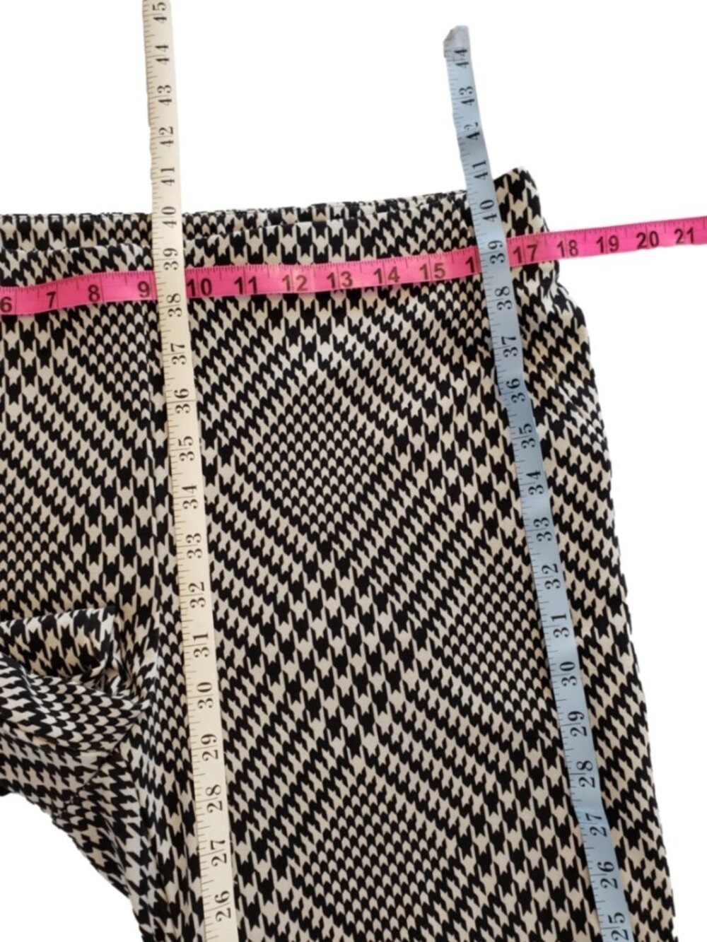 Chico’s Black White Houndstooth Wide Leg Pull On Pants Size 2R (12Large) - Picture 8 of 8